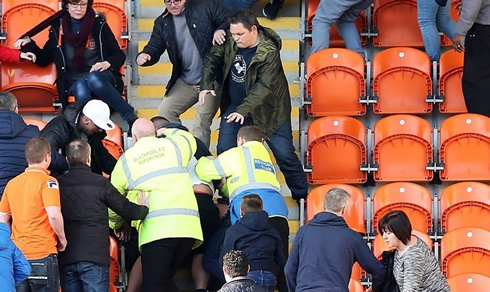 Blackpool Leeds Football Fight