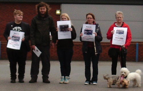 Dogs4Us Protesters Leeds